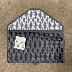 Thirty-One Hang it up Pocket